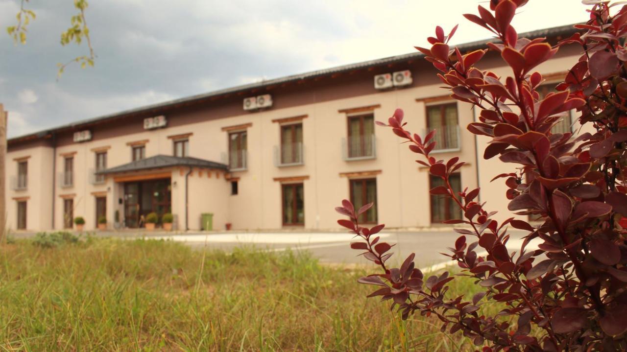 Resort Big House Plitvicka Jezera Licko Petrovo Selo Esterno foto