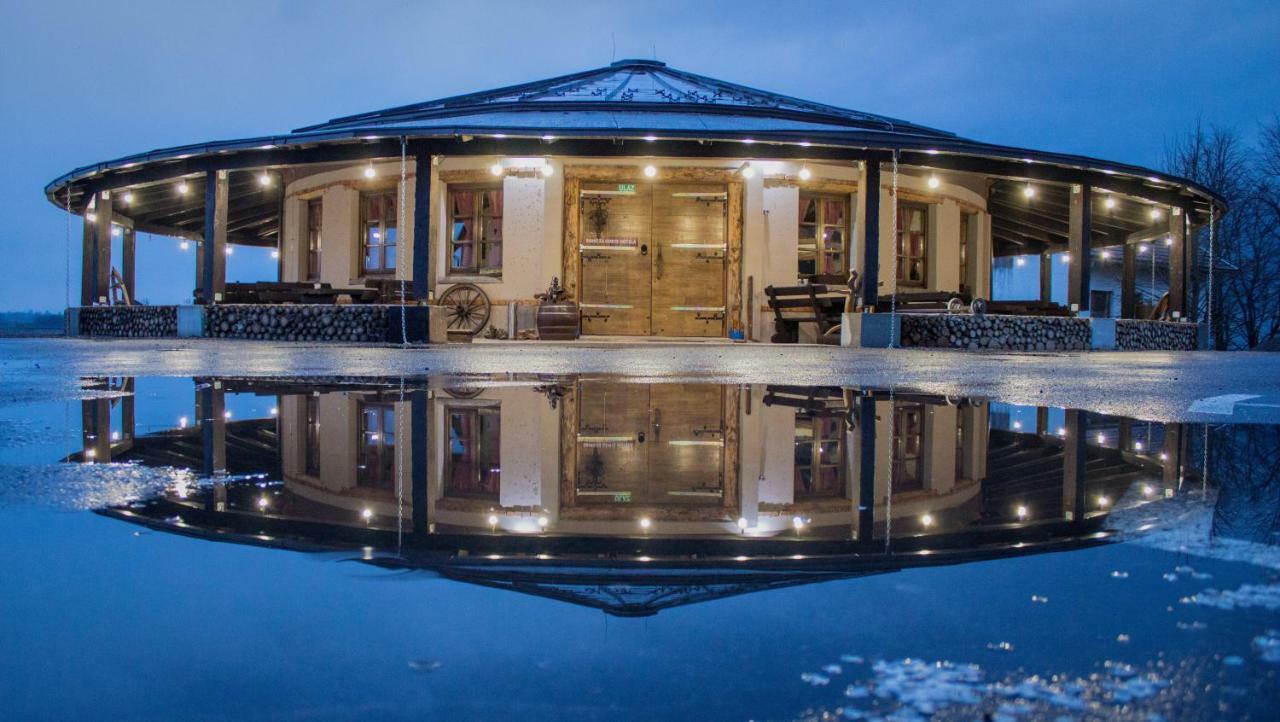 Resort Big House Plitvicka Jezera Licko Petrovo Selo Esterno foto